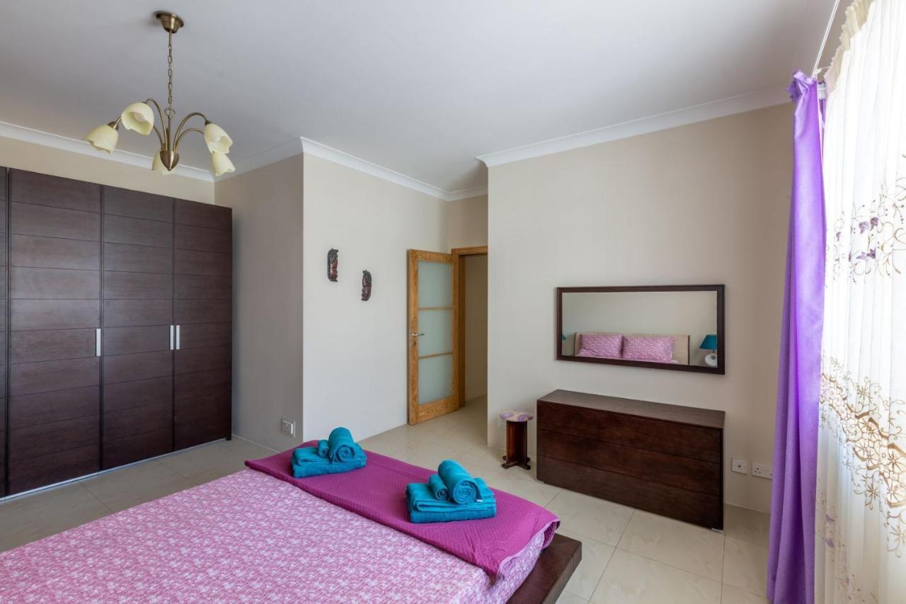 Sunset Holiday Apartment St. Paul's Bay Exterior photo